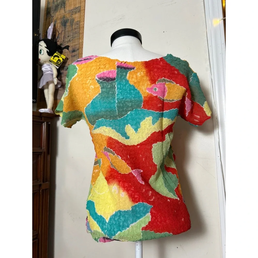 Vintage Textured‎ Avant Garde Crinkle Short Sleeve Gauzy Top Fish Retro Funky